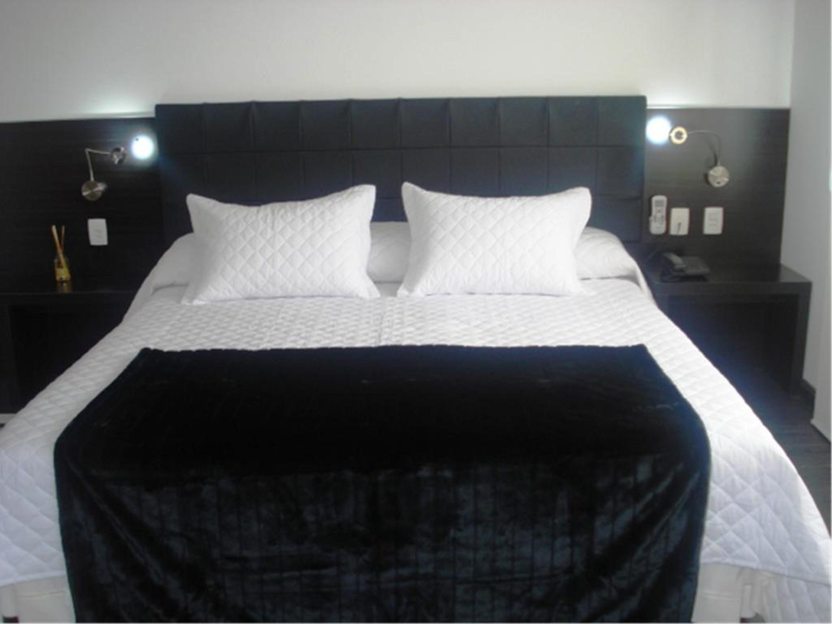 פלוטאס Hotel Manta מראה חיצוני תמונה