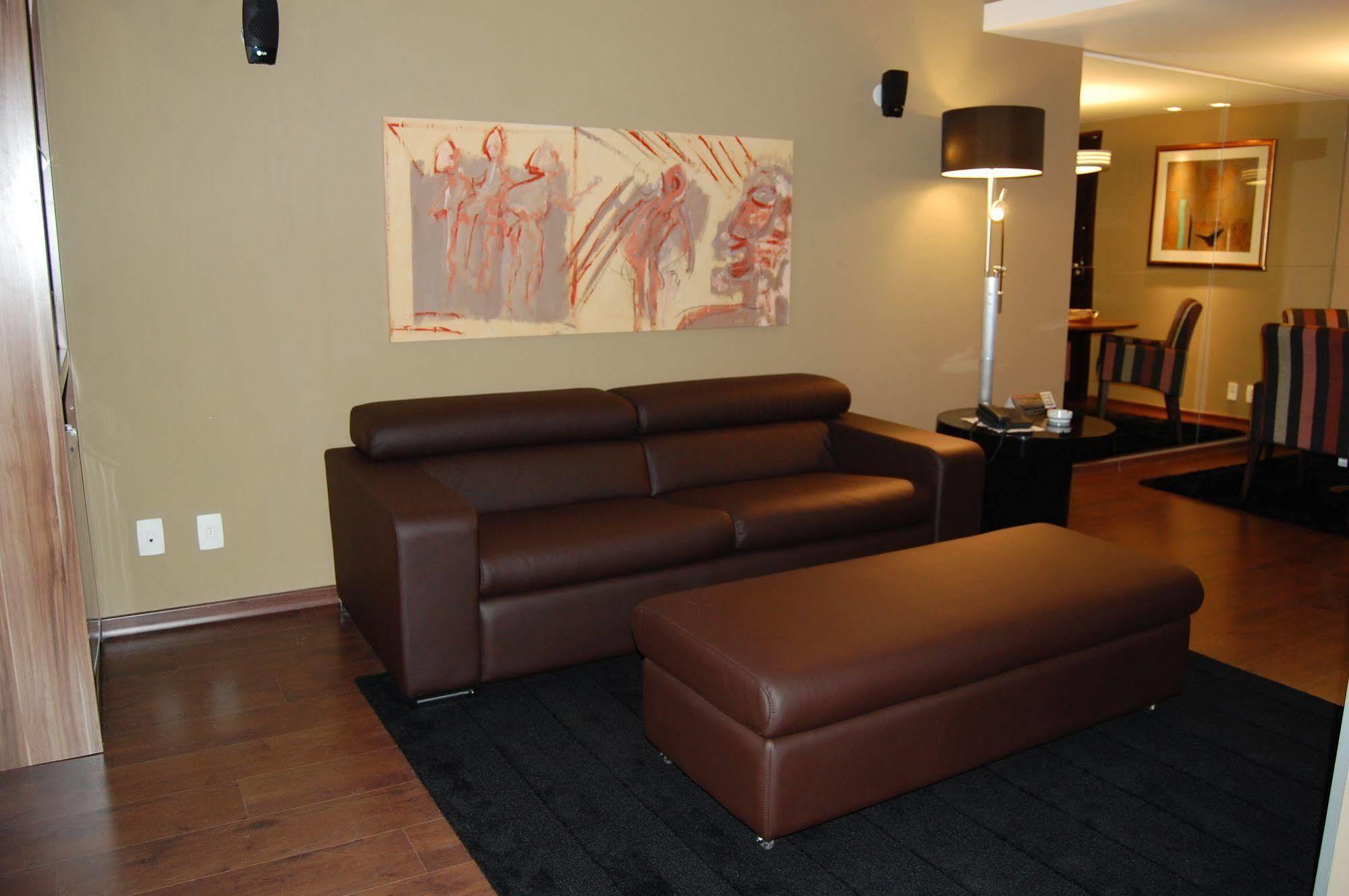 פלוטאס Hotel Manta מראה חיצוני תמונה